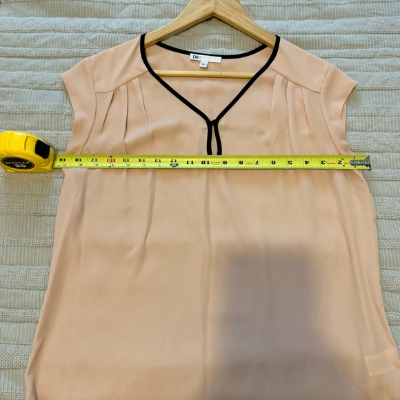 🌸 3 for $15 🌸 DR2 Daniel Rainn Blouse w/ Keyhole Collar - Picture 3 of 6